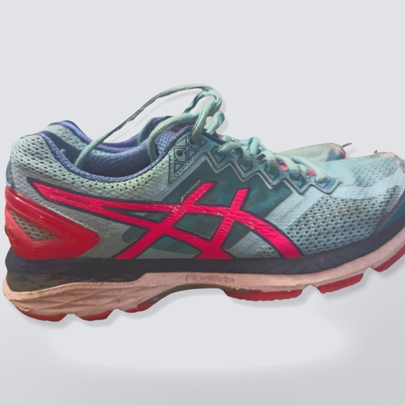 Runners size 10 | Clover 🍀 | Free Local Delivery + Same Day Shipping ⚡♥️ - Picture 1 of 7